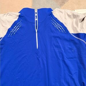 Annika Women's Blue and Gray Jersey golf shirt large